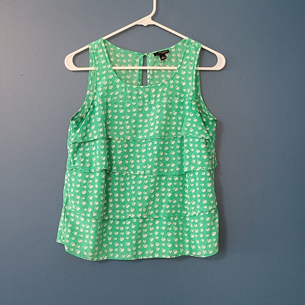 Tiered Top